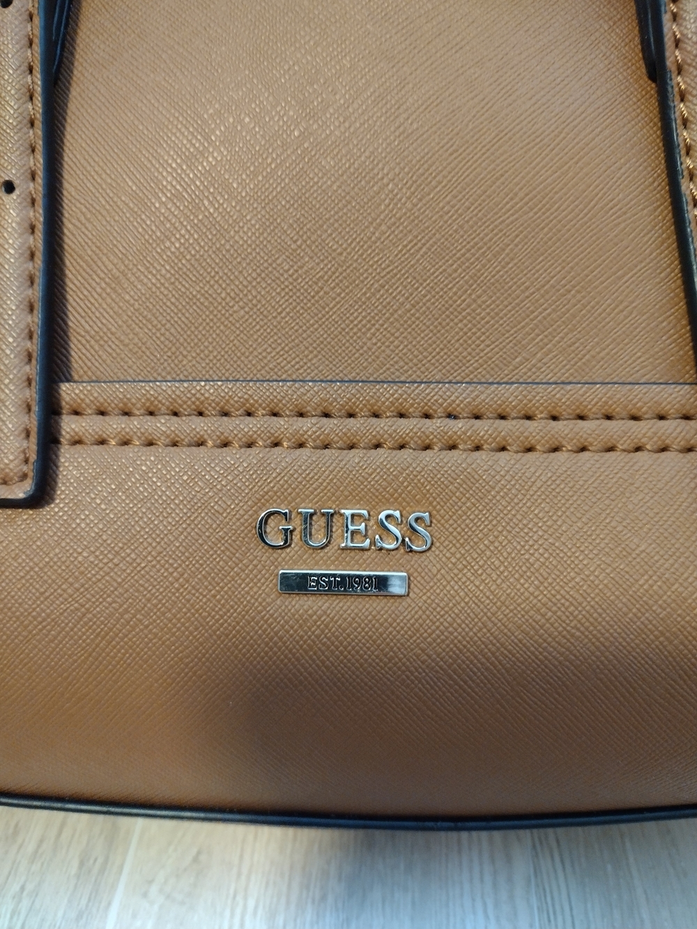 GUESS Two-Tone Tan and White Satchel Bag - Picture 3 of 10